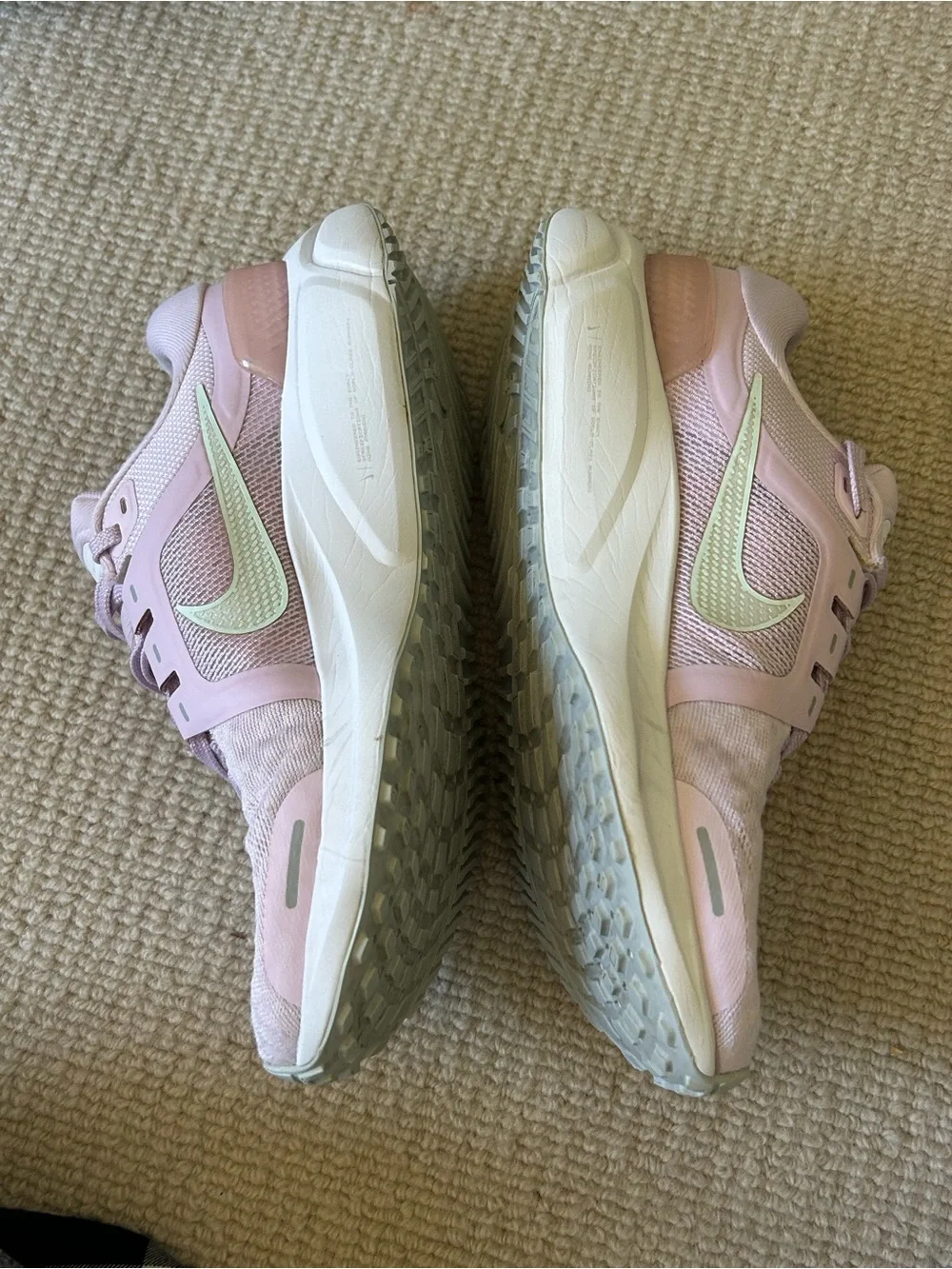 Nike Women’s Vomero 16 Running Shoes - Pale Pink